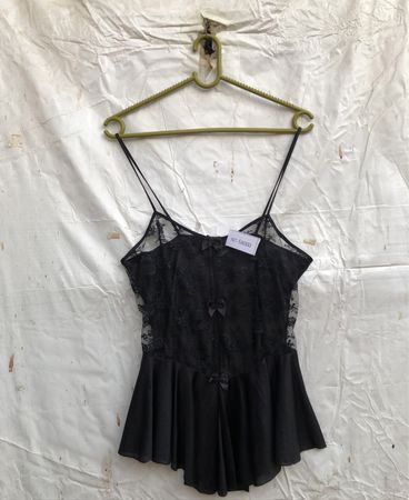 Black Lace Camisole with Bows and Tag NT-58000