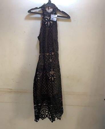 FaithVintage Schwarzes Spitzen-Halterkleid