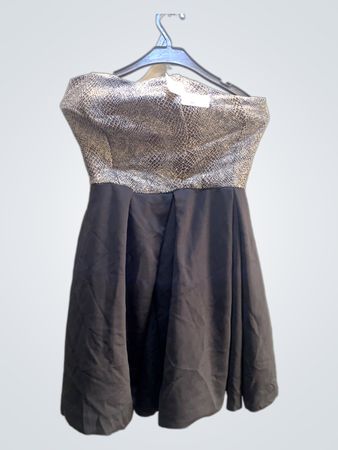 FaithVintage Lager von PLN-46109 Trägerlosem Kleid