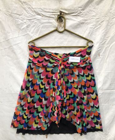 Buntes Chevron-Muster Trägerloses Kleid
