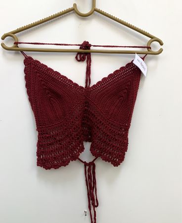 Maroon Häkel-Schmetterlings-Haltertop