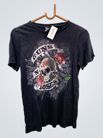 Guns N' Roses Skull and Roses T-Shirt