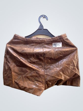 Braune Kunstleder-Schlangenhaut-Shorts