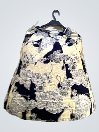 FaithVintage Rock mit blauem und weißem Blumenmuster