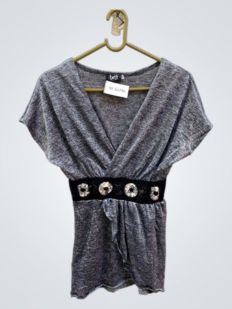 be3 Damen Graues V-Ausschnitt Verzierte Taille Top