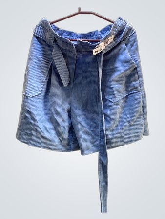 FaithVintage Blaue Kordhosen Shorts mit Gürtel
