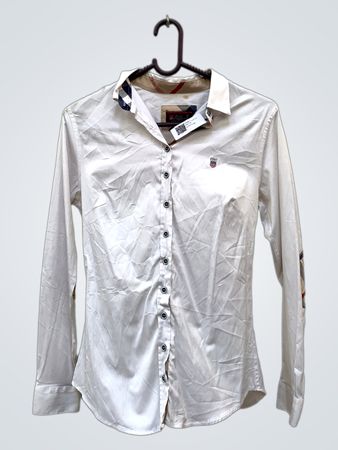 Miss Alani Damen Weißes Button-Up Hemd