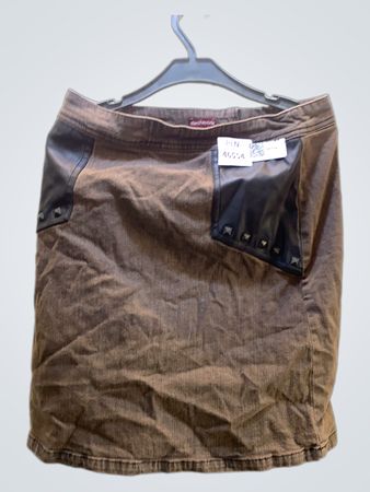Blancheporte Brauner Rock mit Faux-Leder-Taschen und Nieten