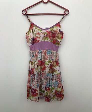 Sweet Miss Floral Stufen-Mini-Kleid