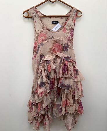 Blumenrüschkleid