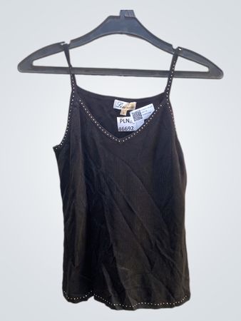 Lin Collection Schwarzes Rippen-Top mit Nieten