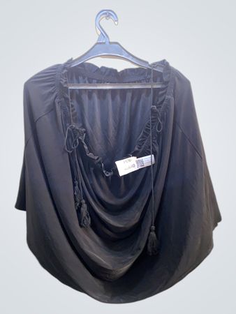 Schwarzes, gehängtes Oberteil mit Quasten und Kordelzug