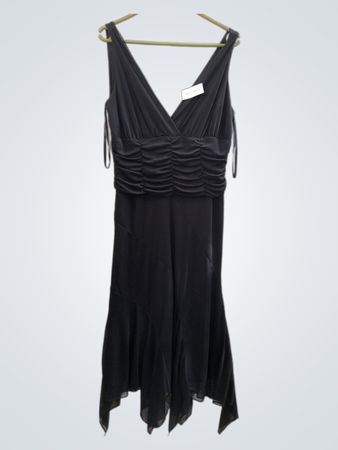 Schwarzes gerafftes V-Ausschnitt-Kleid