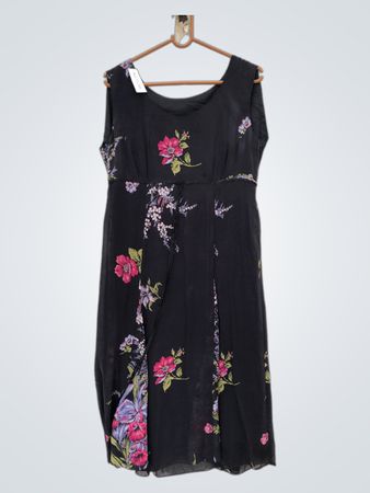 Schwarzes florales ärmelloses Kleid