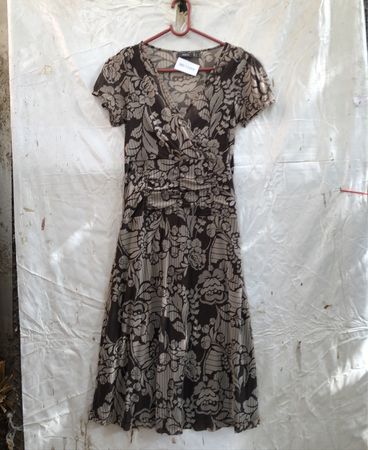 MEXX Floral Print V-Ausschnitt Midi Kleid