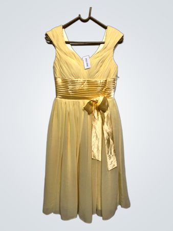 Gelbes Chiffonkleid mit Band und Schleife