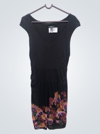 Mexx Schwarzes Blumendruck-Rüschkleid