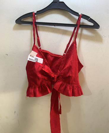 FaithVintage Rotes Rüschencrop-Top mit Bindung