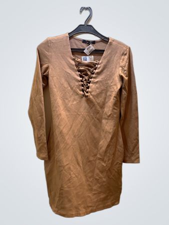 Braunes Schnür-V-Ausschnitt Kleid mit langen Ärmeln