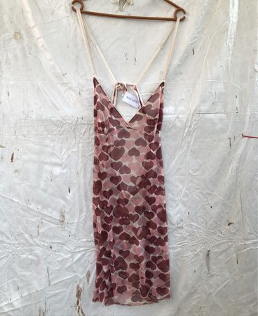 Rosa Herzdruck-Mesh-Kleid