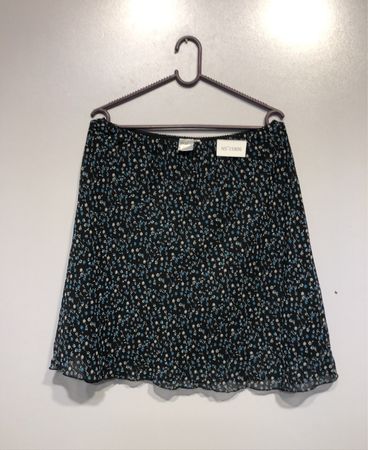 Blu Motion Floral Print Rock