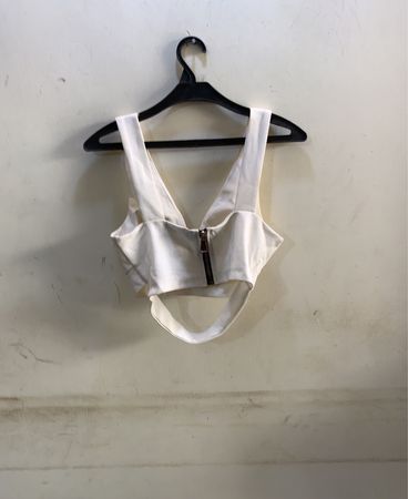 FaithVintage Cream V-Ausschnitt Crop Top