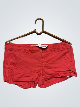 Garage Rote Shorts