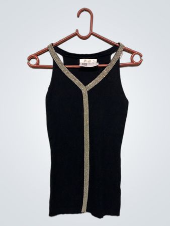 MC LOREN Schwarzes Tanktop mit verziertem Ausschnitt
