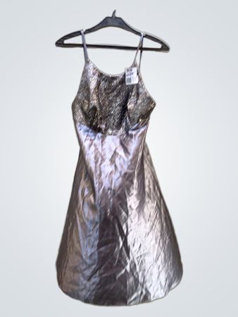 Silberne Pailletten- und Satin-Spaghettiträgerkleid