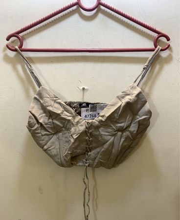 Zara Cami Crop Top mit Schnürdetail