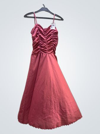 FaithVintage Lager von Pink Ruched Spaghetti Strap Kleid