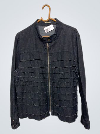 Freda Denimjacke mit Rüschendetail