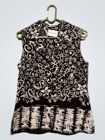 M&Co Ärmelloses Oberteil mit Blumenmuster Größe 12