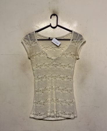 Cream Lace Kurzarmpullover
