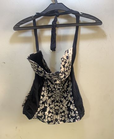 FaithVintage schwarz-weißes Blumenmuster Halterneck Tasche