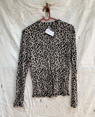 HAILYS Leo-Punkt Netz Langarmshirt
