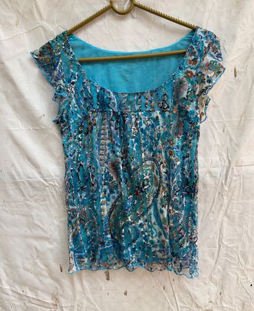 Blaues Paisleymuster Kurzarmoberteil