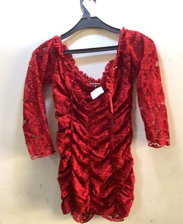 FaithVintage Rot Rüschentüllkleid