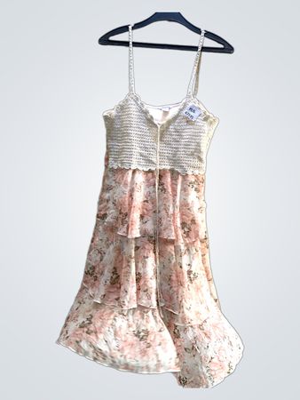 Just Anna Floral Stufen-Häkel-Maxikleid