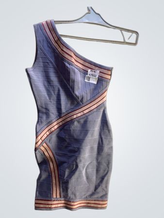 Ein Schulter Bandage Kleid