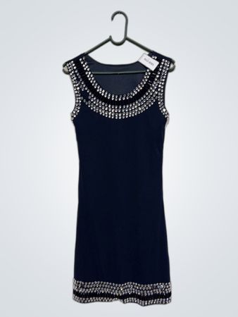 Marinefarbens ärmelloses Kleid mit verziertem Ausschnitt und Saum
