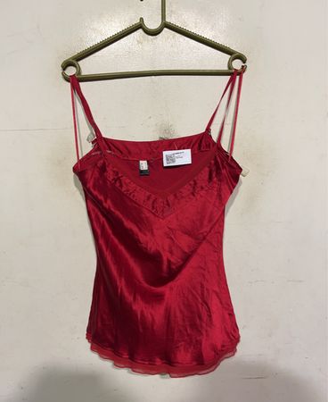 Rote Camisole