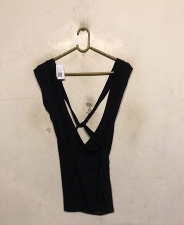 Schwarzes Kreuz-Back Tanktop