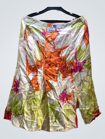 Weißer floraler Druckrock