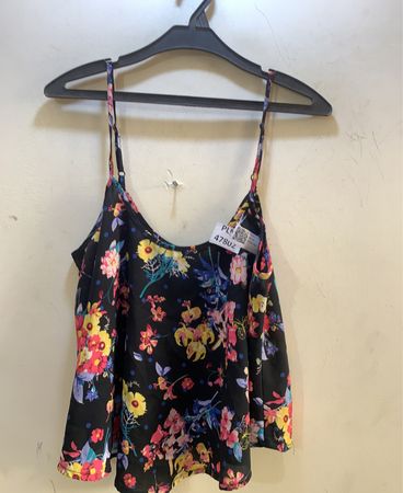 FaithVintage schwarzes Blumencami-Top