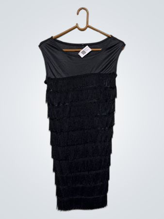 Schwarzes ärmelloses Fransen-Kleid