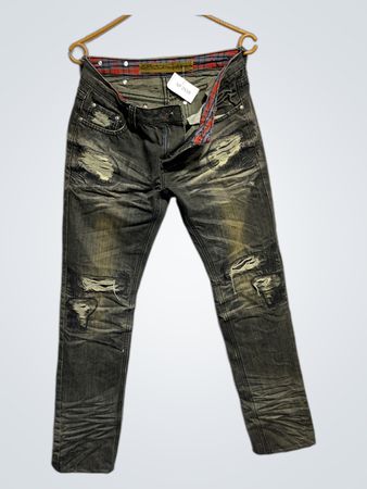 Attuam Distressed Denim Jeans