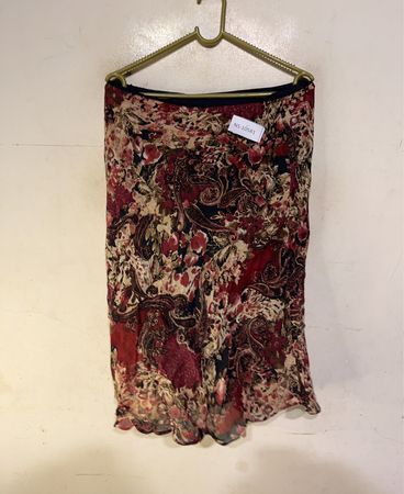 Roter Blumendruck Paisleymuster Midirock