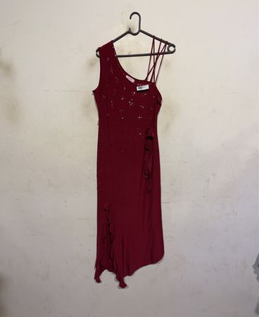 MTF Rotes Verziertes Ein-Schulter-Kleid ND-9000