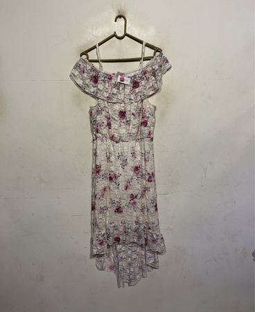 Blumen Spitze Carmen Kleid